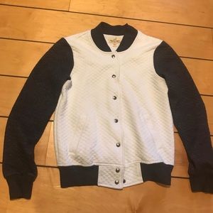 white and blue crew jacket